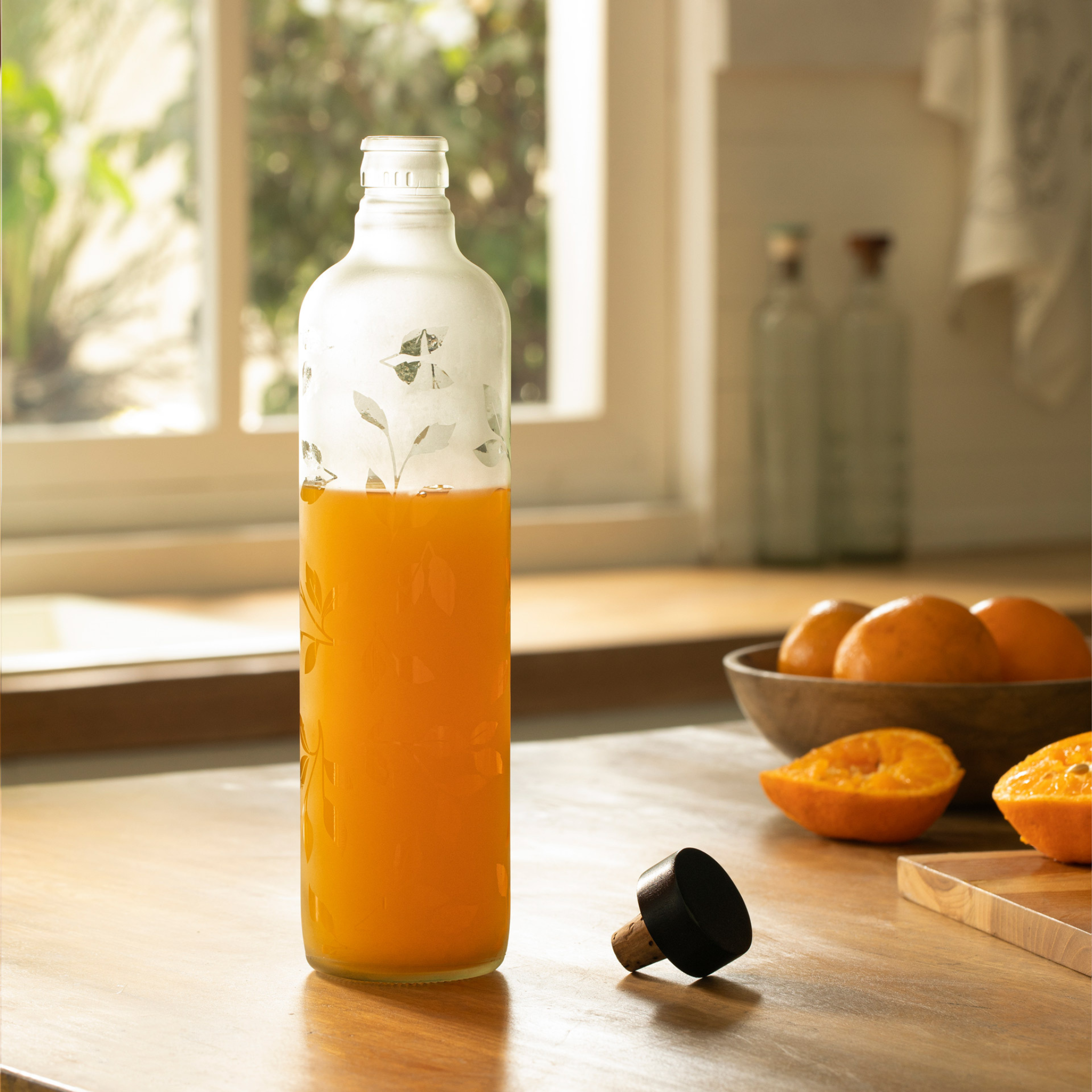 Frosted Leaf Glass Bottle W/Black Wood Stopper