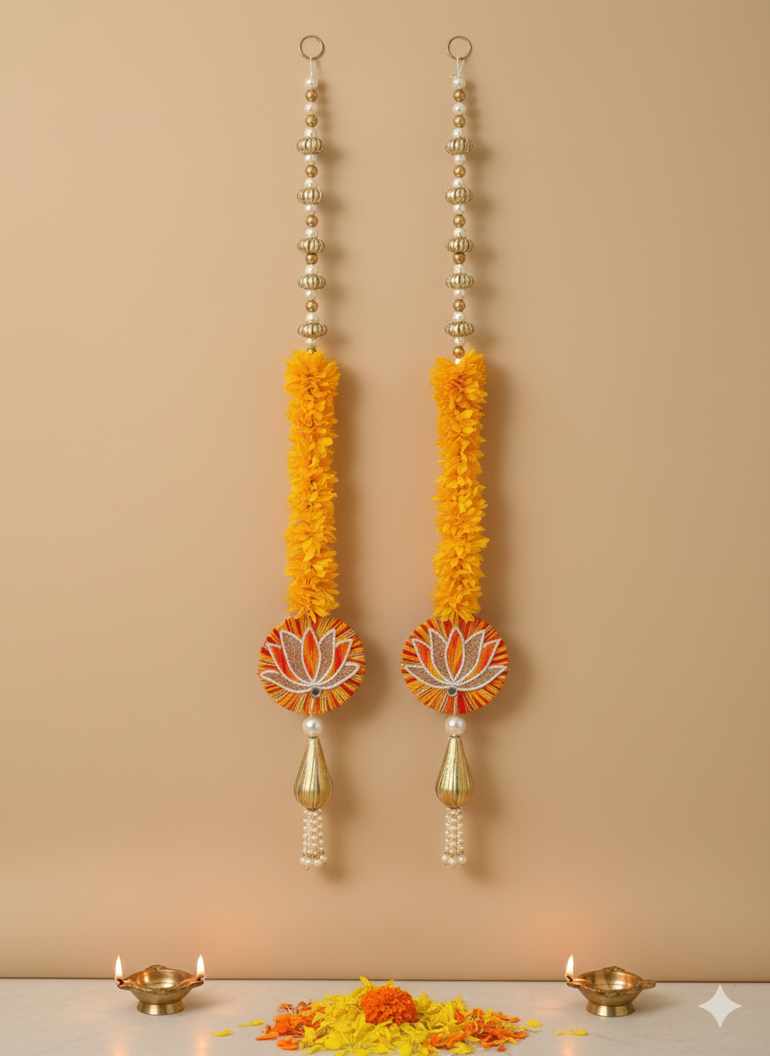 Leo Traditional Hanging (Yellow Lotus)