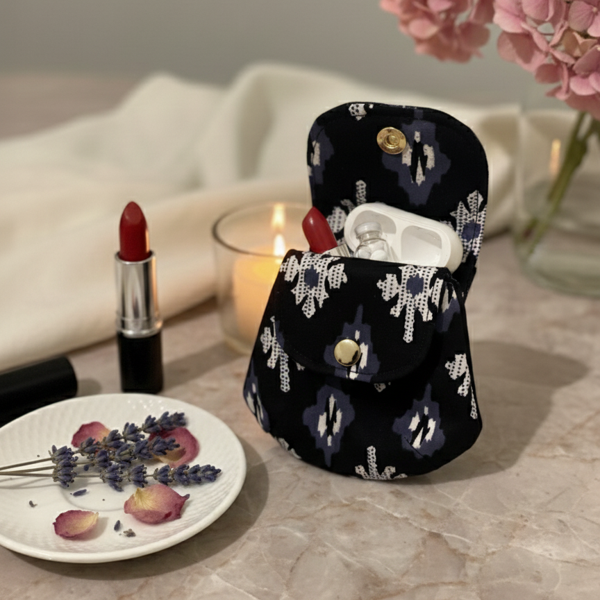 Cosmetics / Airpods Multipurpose Case