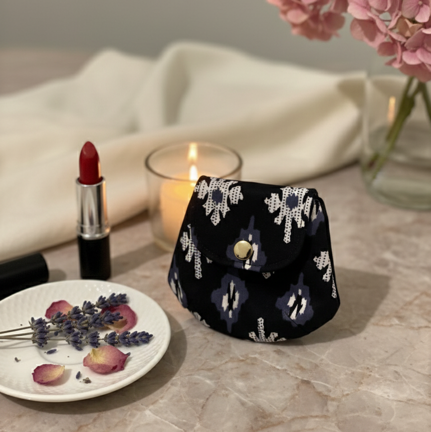 Cosmetics / Airpods Multipurpose Case