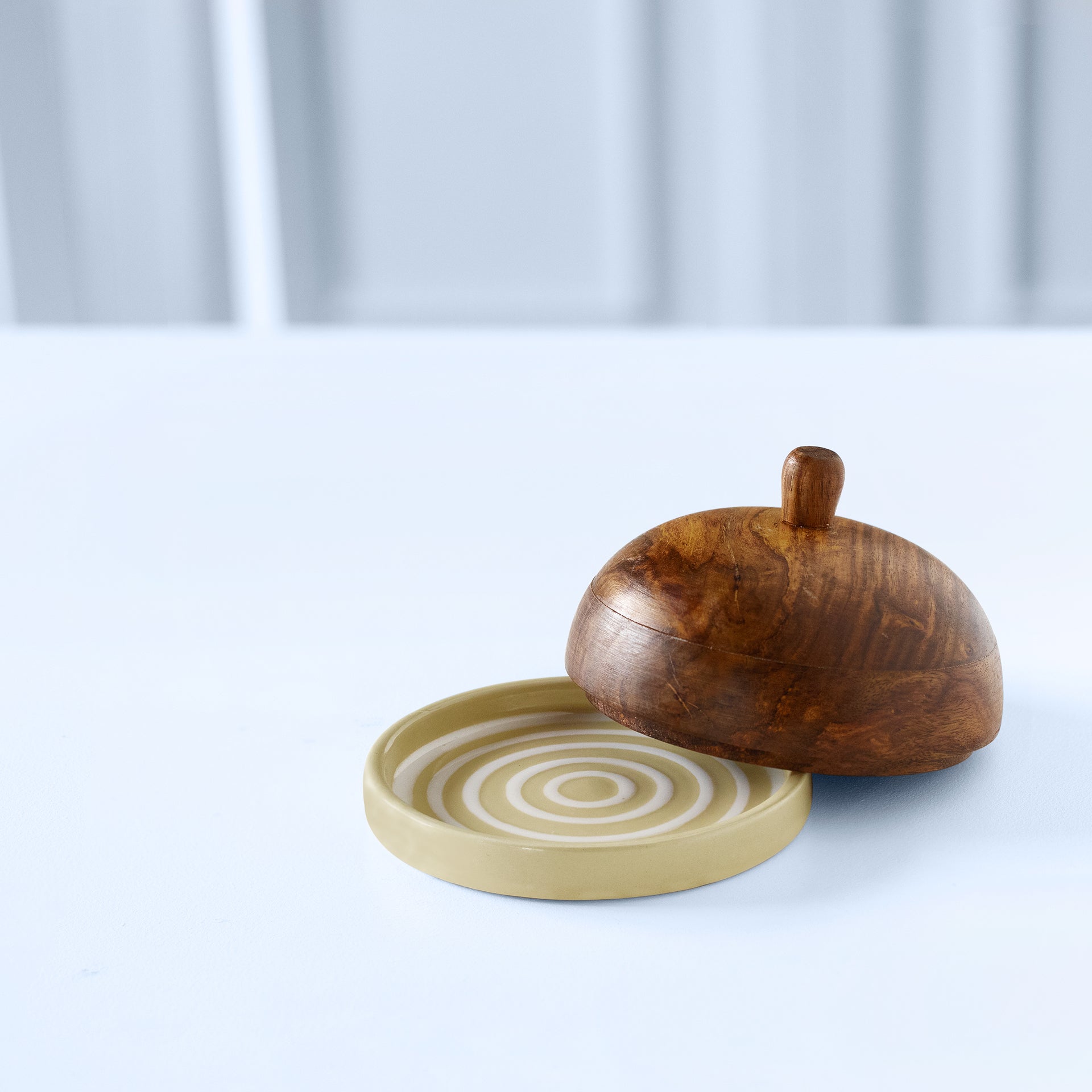 Butter Dish with Lid - Stripes