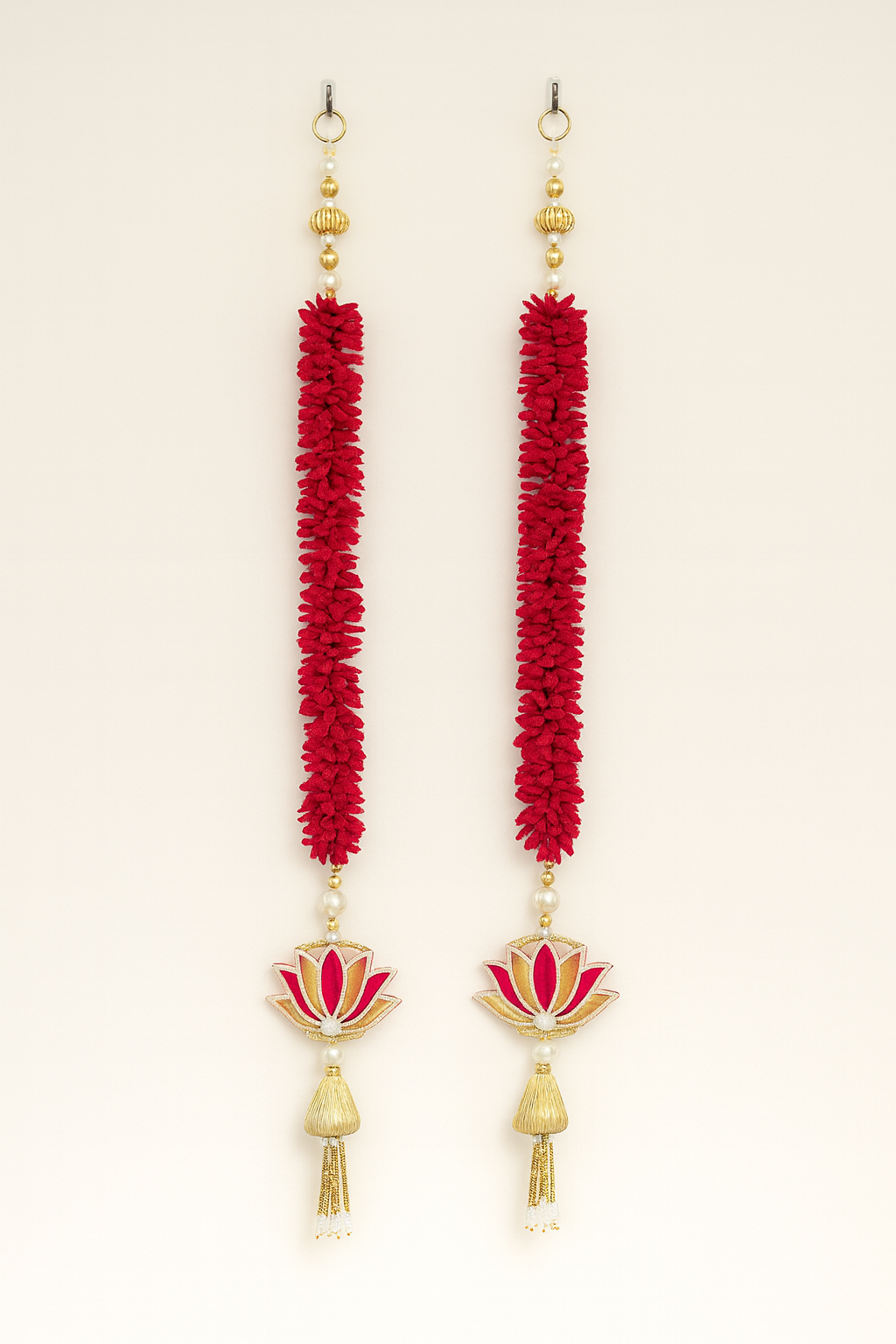 Leo Traditional Hanging (Magenta with Lotus and Drop)