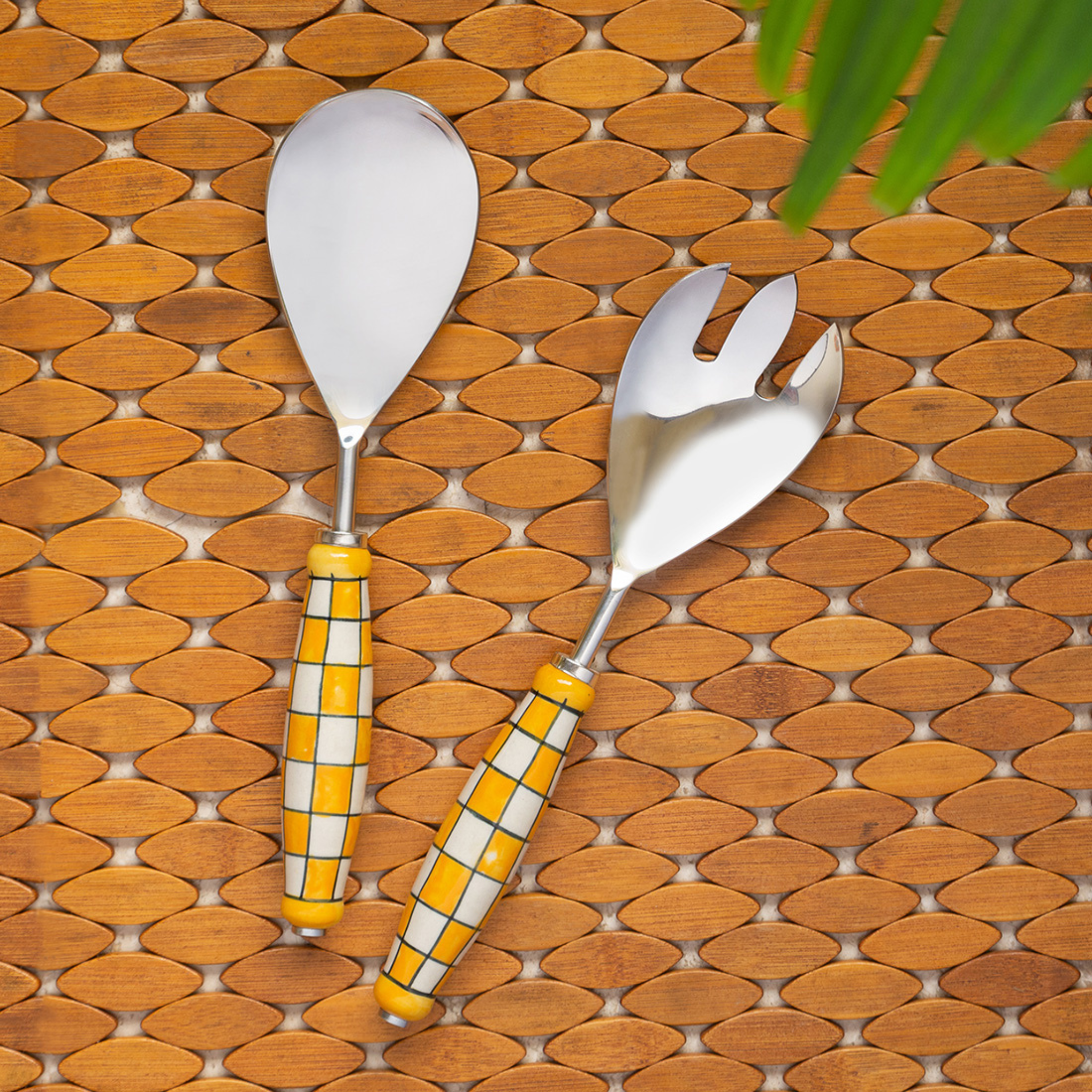 Big Cutlery - Chess checkered design in Stainless Steel & Ceramic