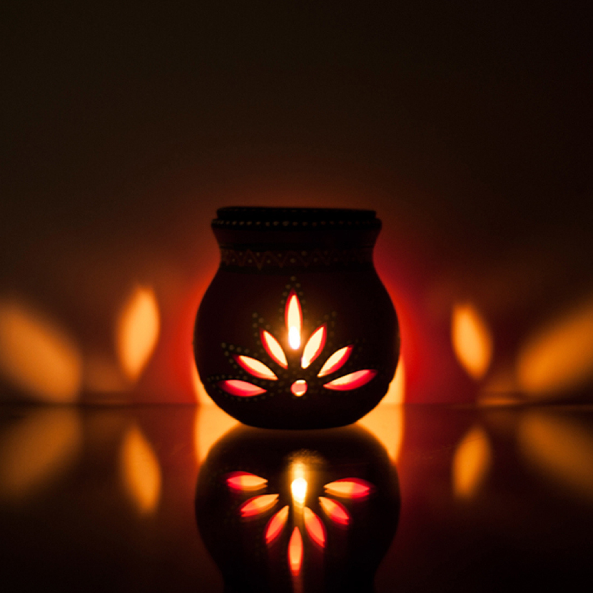 T-Light & Aroma Diffuser (Teracotta)