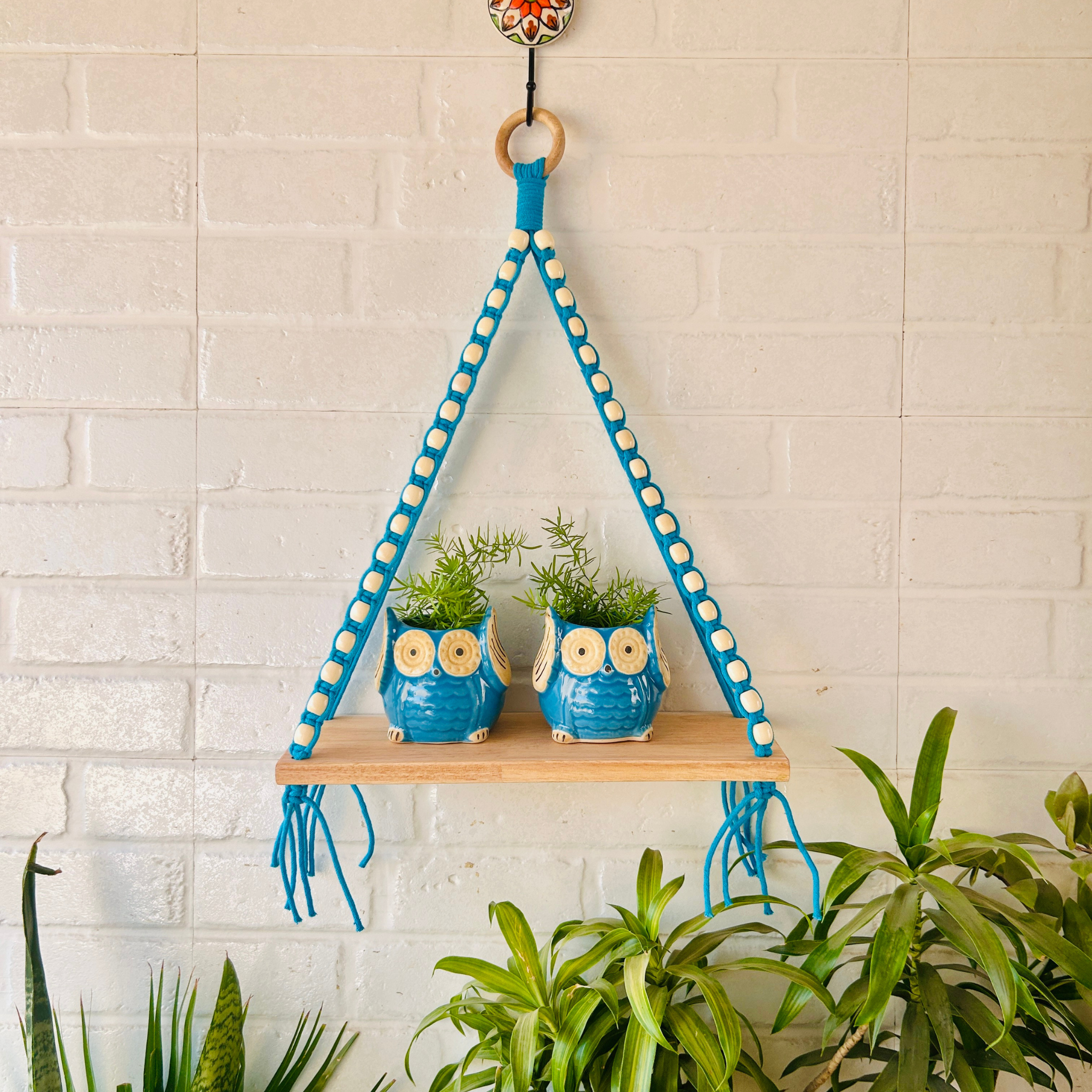 Beaded shelf
