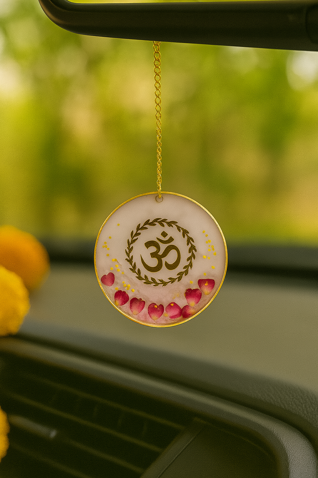 Car/Decorative Hanging