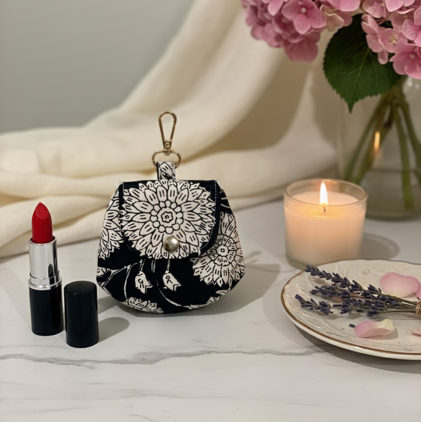 Cosmetics / Airpods Multipurpose Case