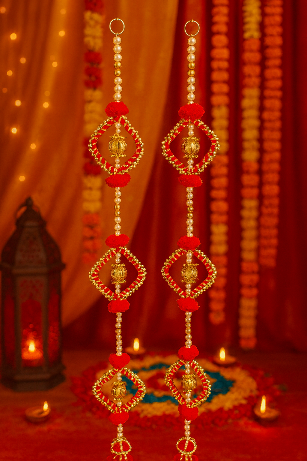 Pom Pom Hanging (Red)