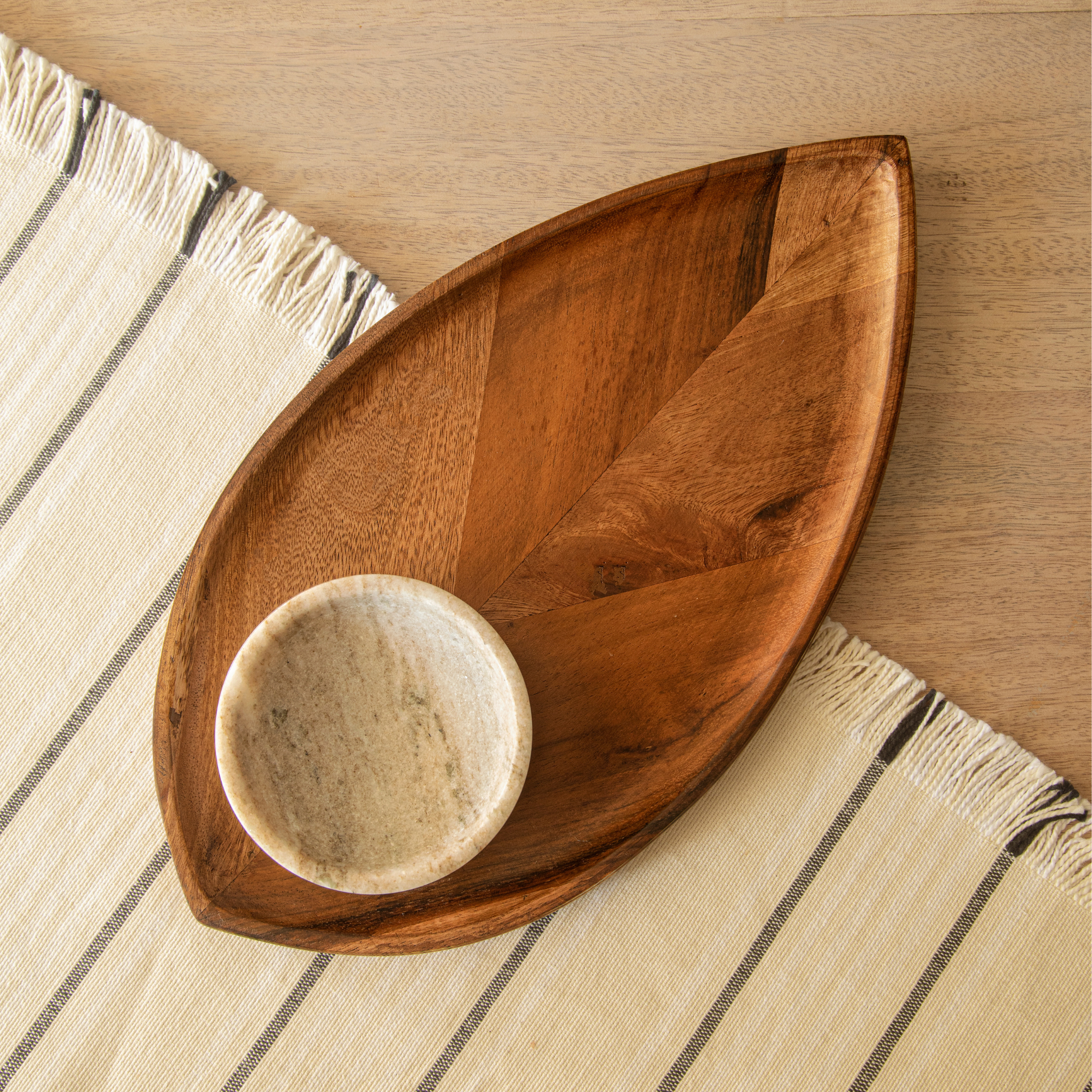 Chip & Dip Platter - Leaf