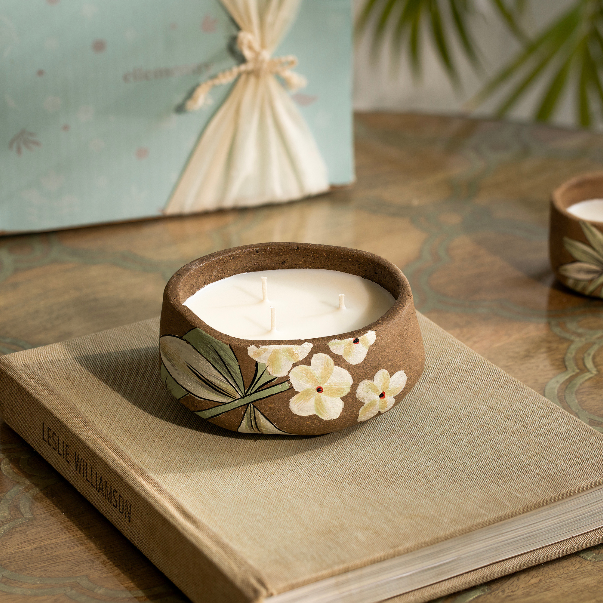 Candle - AuraGold Flower