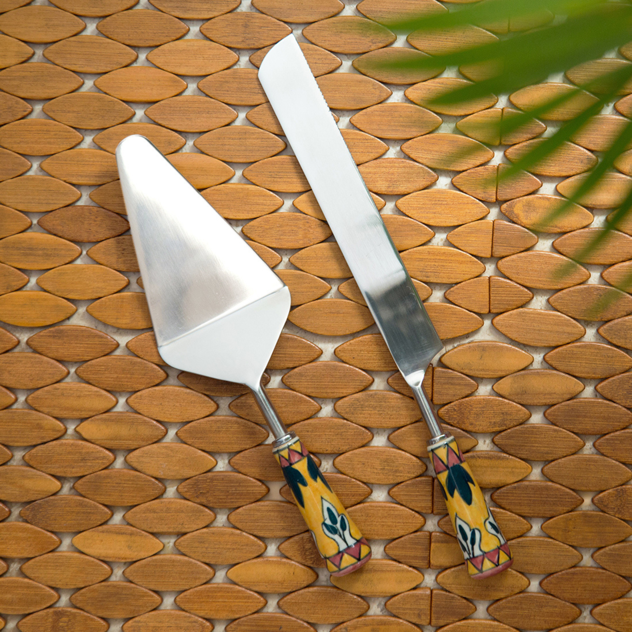 Big Cutlery - Royal Art design in Stainless Steel & Ceramic